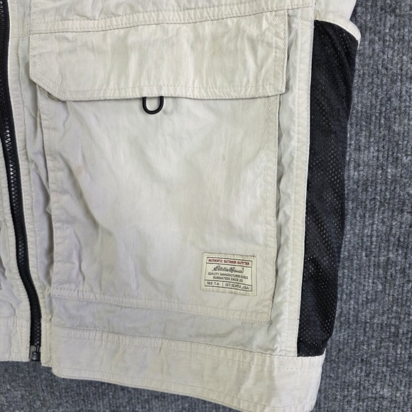 Eddie Bauer Utility Vest Men's Large Tan Safari Fishing Travel Multi Pocket 2007 - Picture 2 of 13